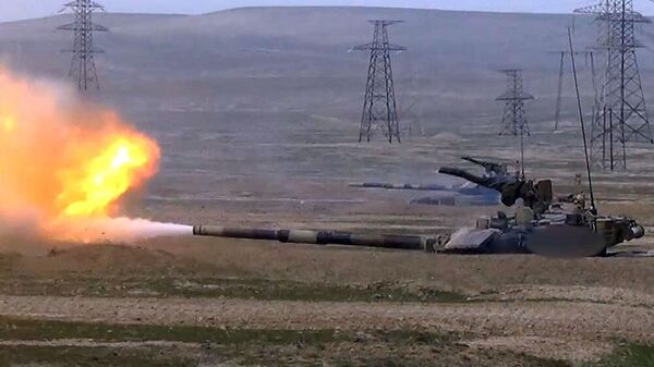 Tanklardan müxtəlif çalışmalar yerinə yetirilib - Sputnik Azərbaycan