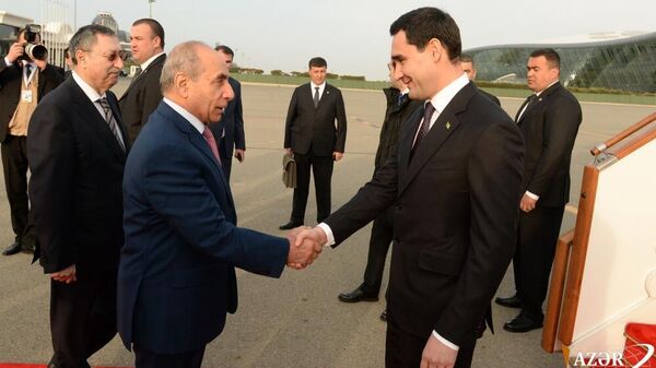 Президент Туркменистана прибыл с визитом в Азербайджан - Sputnik Азербайджан