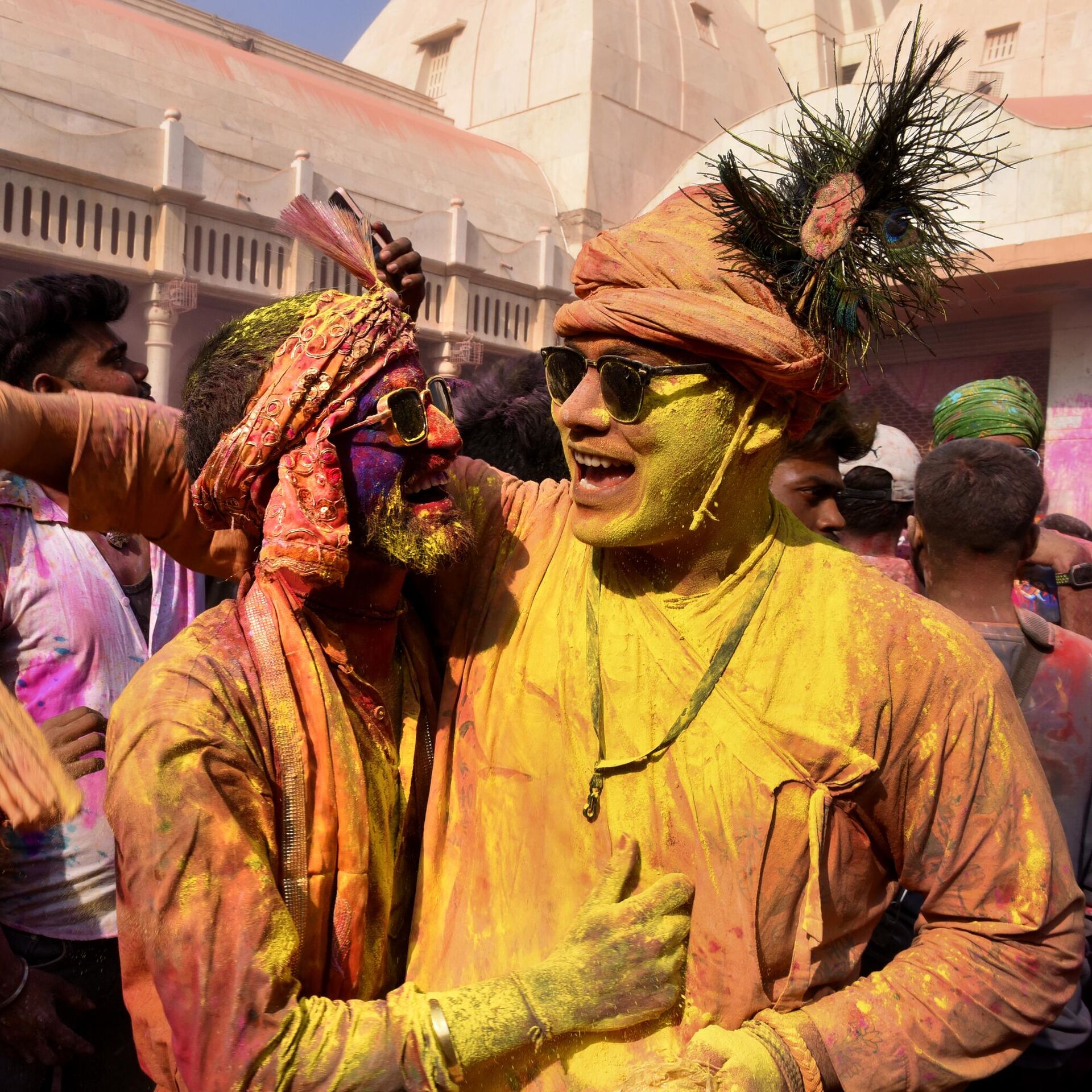 12 Best Places To Celebrate Holi In India