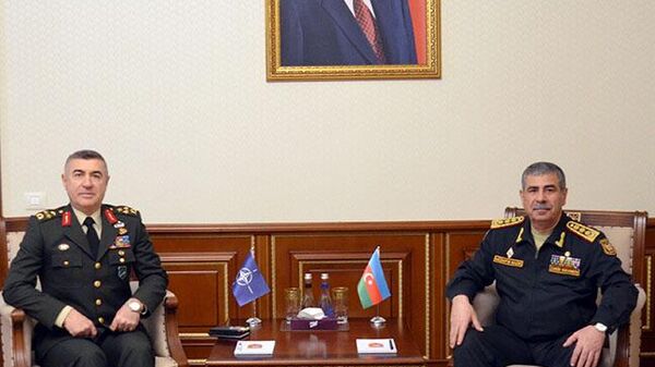 Министр обороны Азербайджана встретился с представителем НАТО
 - Sputnik Азербайджан