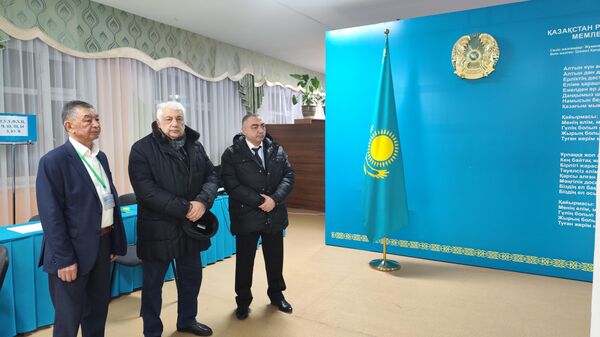Азербайджанская делегация на выборах в РК - Sputnik Азербайджан