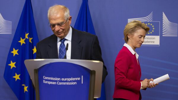 Председатель Европейской комиссии Урсула фон дер Ляйен (справа) и глава внешнеполитического ведомства Европейского союза Жозеп Боррель - Sputnik Азербайджан