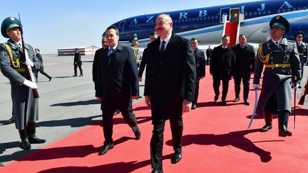 Ильхам Алиев прибыл с официальным визитом в Казахстан
 - Sputnik Азербайджан