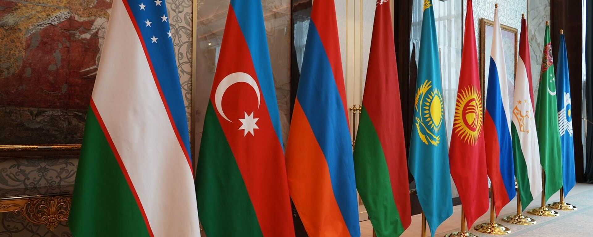 Флаги стран  СНГ,  фото из архива - Sputnik Азербайджан, 1920, 09.05.2023