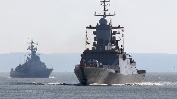 Выход кораблей Балтийского флота в море в рамках учений Запад-2017 - Sputnik Азербайджан