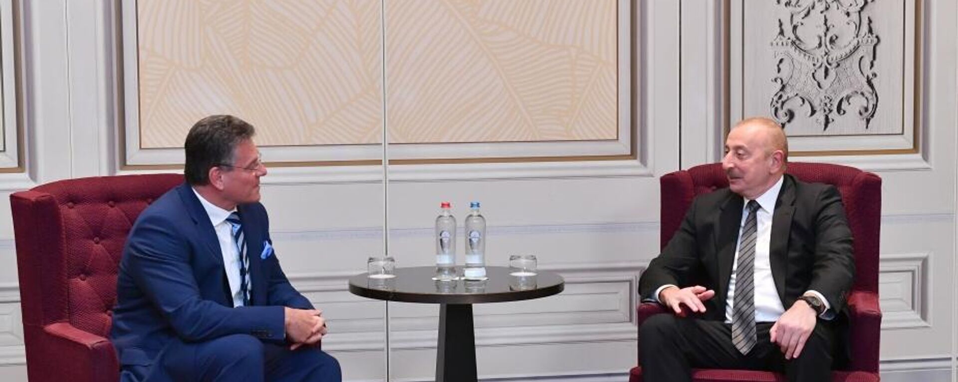 Ильхам Алиев провел встречу с вице-президентом Еврокомисии Марошем Шефчовичем. - Sputnik Азербайджан, 1920, 13.05.2023