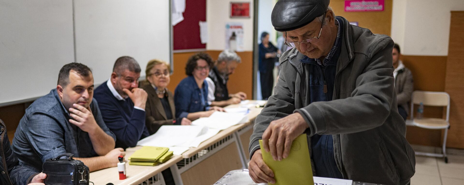 Голосование на президентских выборах в Турции, 14.05.2023 - Sputnik Азербайджан, 1920, 15.05.2023