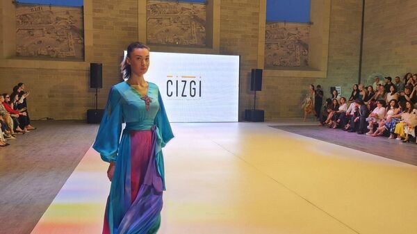 14-й сезон  Azerbaijan Fashion Week  - Sputnik Азербайджан