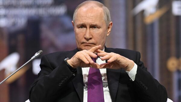 Vladimir Putin, arxiv - Sputnik Azərbaycan