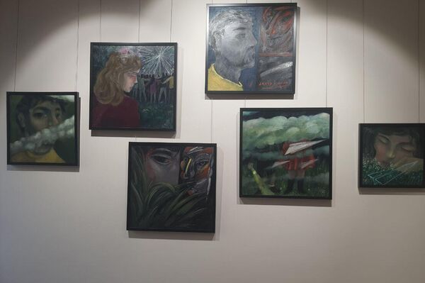 Выставка 6 7 апреля. Выставка художников. Выставка юного художника Алексея Семенова.