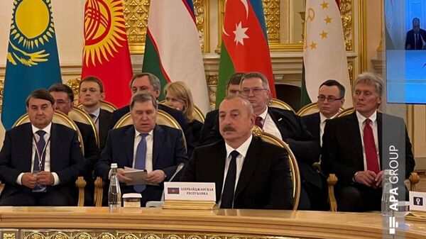 Prezident İlham Əliyev Moskvada Ali Avrasiya İqtisadi Şurasının geniş tərkibdə iclasında iştirak edir - Sputnik Azərbaycan