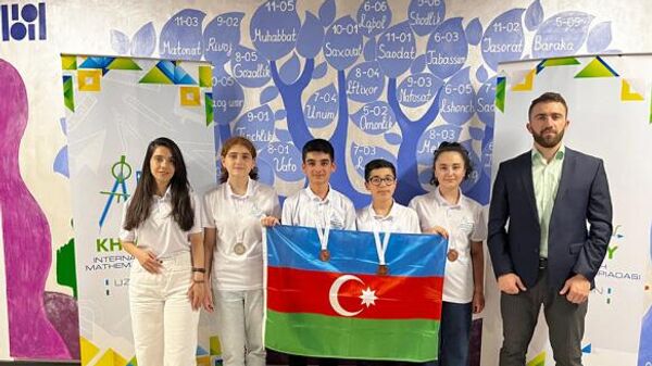 Азербайджанские школьники успешно выступили на международной олимпиаде по математике «Аль-Хорезми» - Sputnik Азербайджан