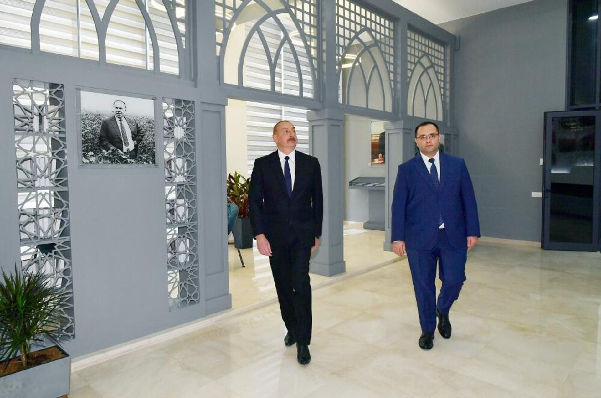 Президент Ильхам Алиев принял участие в открытии нового административного здания Министерства сельского хозяйства в Баку
 - Sputnik Azərbaycan, 1920, 06.06.2023