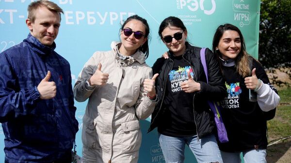 Азербайджанские экоактивисты на съезде Евразийского кубка чистоты в Санкт-Петербурге - Sputnik Азербайджан