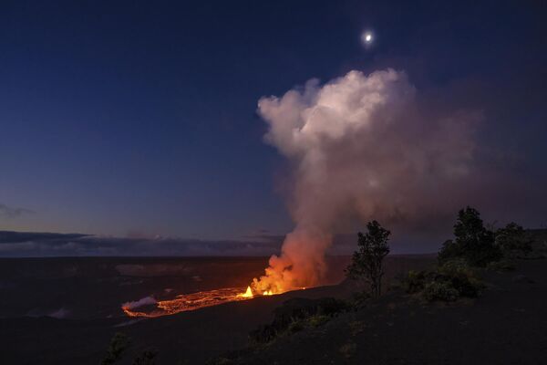 Havay adalarında Kilauea vulkanının püskürməsi. - Sputnik Azərbaycan