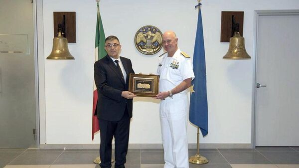 Азербайджанский вице-адмирал обсудил в Италии сотрудничество между ВМС
 - Sputnik Азербайджан