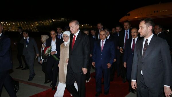 Президент Турции Реджеп Тайип Эрдоган прибыл с государственным визитом в Азербайджан - Sputnik Азербайджан