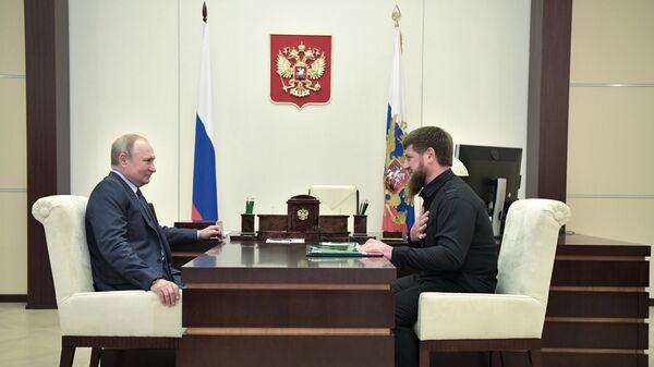 Vladimir Putin və Ramzan Kadırov - Sputnik Azərbaycan