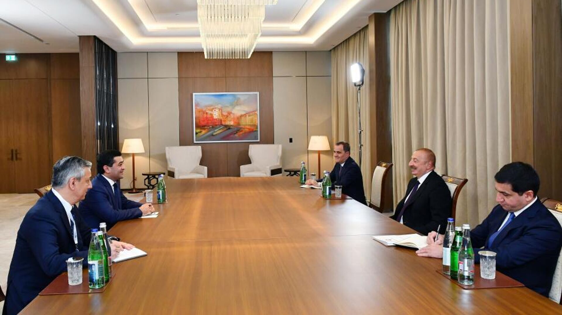 Президент Ильхам Алиев принял министра иностранных дел Узбекистана - Sputnik Азербайджан, 1920, 05.07.2023