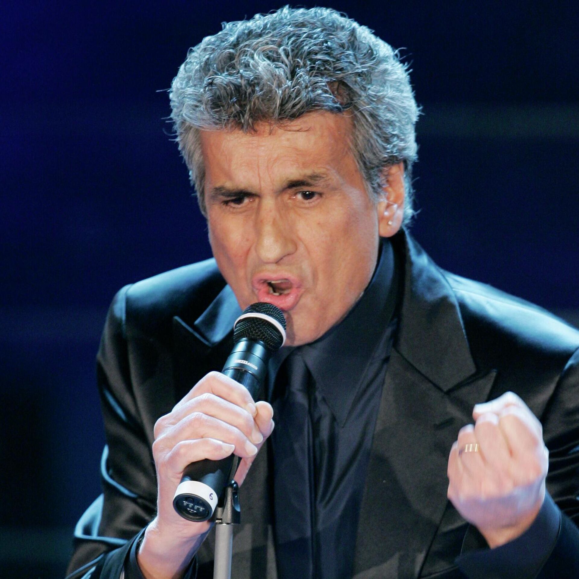 Toto cutugno. Тото Кутуньо. Итальянский певец тото Кутуньо. Тото Кутуньо 2021. Тото Кутуньо сейчас 2020.