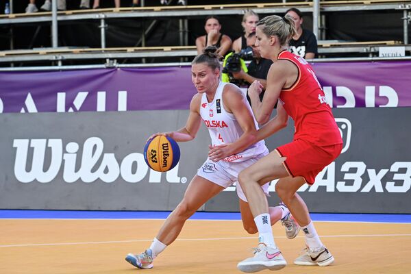 Bakıda qadınlar arasında 3x3 basketbol üzrə dünya qadın seriyasının oyunları keçirilib. - Sputnik Azərbaycan