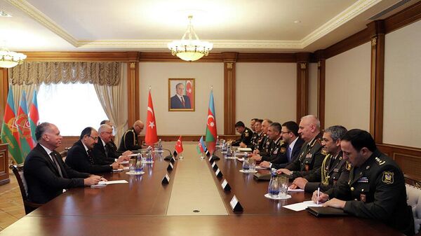 Закир Гасанов встретился с министром национальной обороны Турции - Sputnik Азербайджан