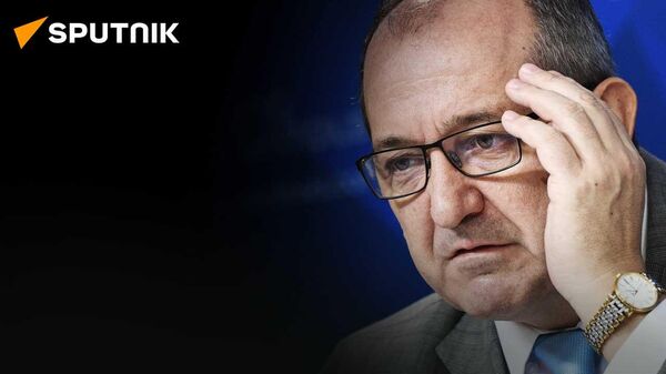 Эксперт о напряженности между Польшей и Беларусью и важности ОДКБ - Sputnik Азербайджан
