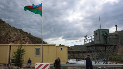 Азербайджанский контрольно-пропускной пункт установленный на въезде в Лачинский коридор
