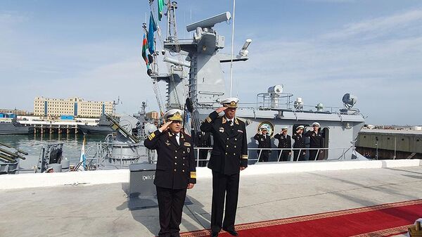 Военные корабли и личный состав ВМС Казахстана прибыли в бакинской порт - Sputnik Азербайджан