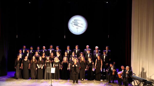 Азербайджанская государственная хоровая капелла с большим успехом приняла участие на Международном хоровом фестивале в грузинском городе Гори. - Sputnik Азербайджан