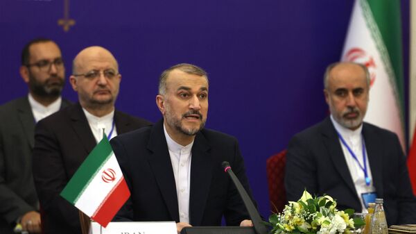 Министр иностранных дел Ирана Хосейн Амир-Абдоллахиян - Sputnik Азербайджан
