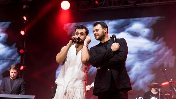 Российские певцы азербайджанского происхождения на музыкальном фестивале Best Music Fest в Дубае - Sputnik Азербайджан