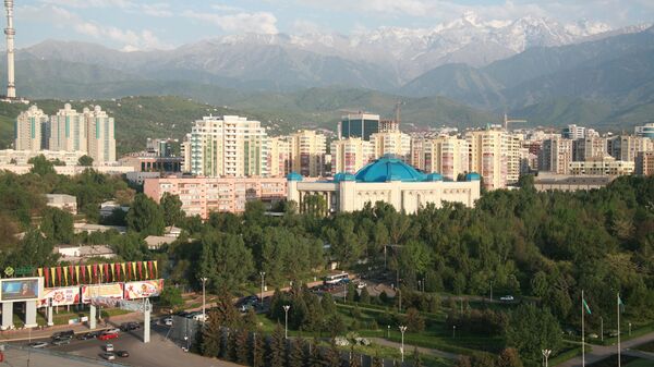 Вид на город Алма-Ата, фото из архива - Sputnik Азербайджан