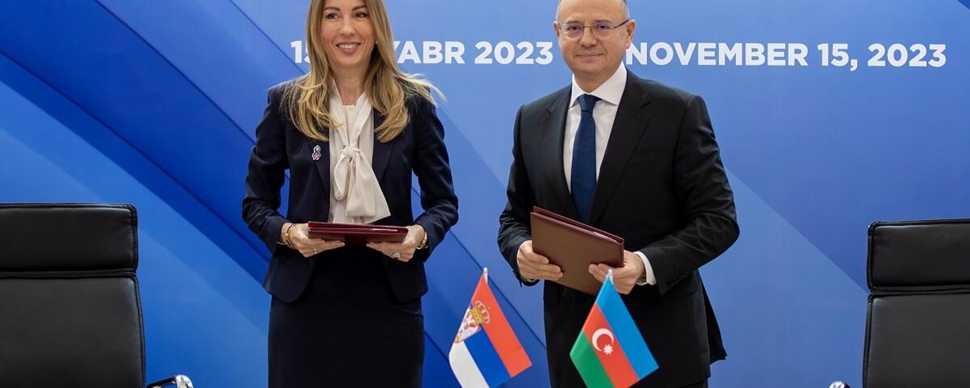 Азербайджан и Сербия подписали соглашение о поставках газа
 - Sputnik Азербайджан, 1920, 15.11.2023