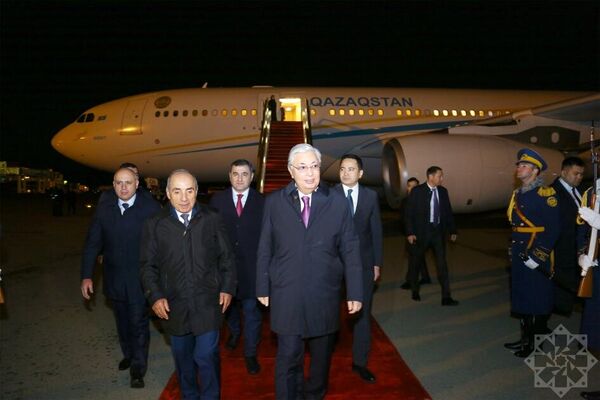 В Баку с рабочим визитом прибыл президент Казахстана Касым-Жомарт Токаев. - Sputnik Азербайджан