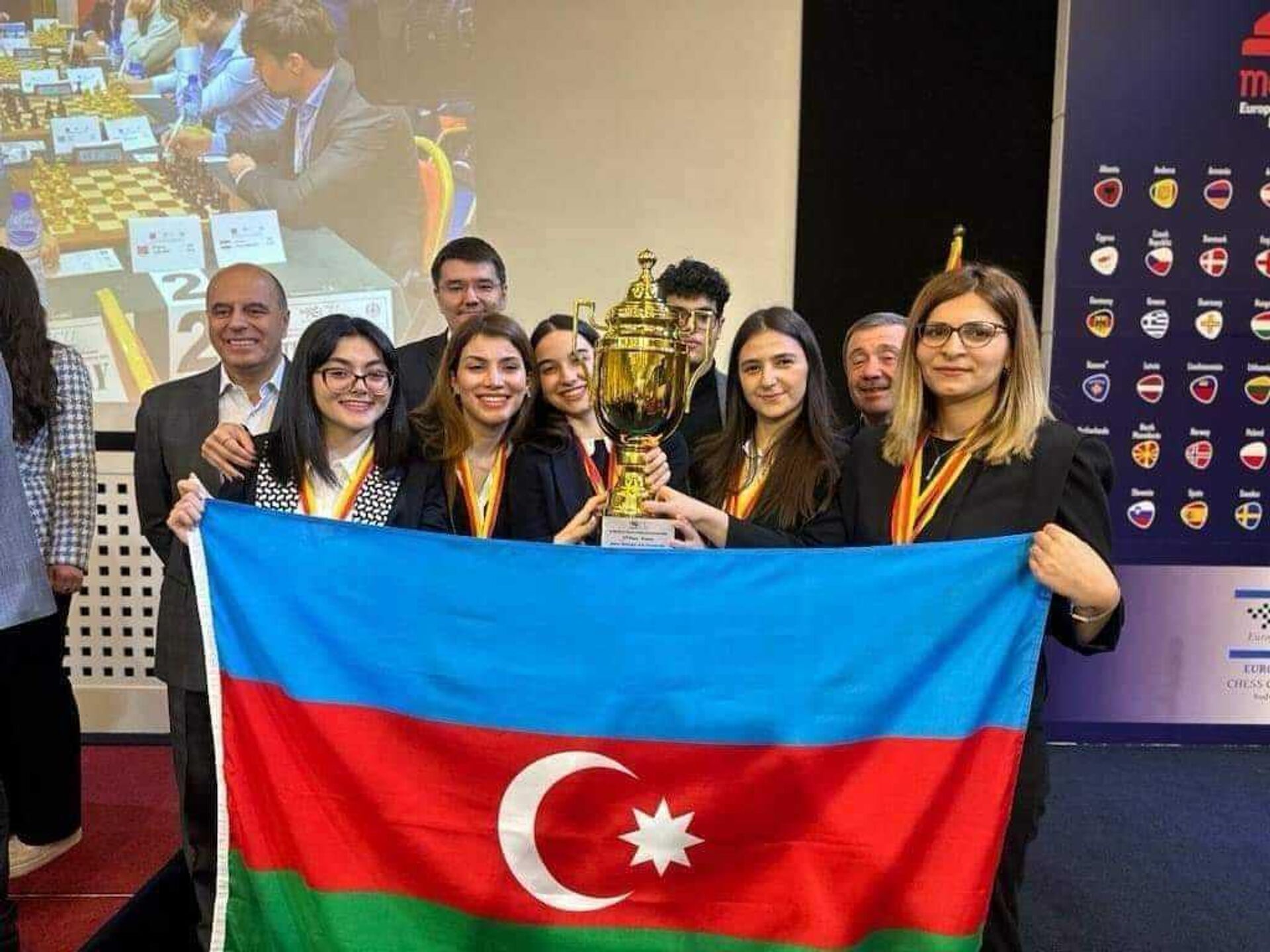 Женская сборная Азербайджана по шахматам - Sputnik Азербайджан, 1920, 27.12.2023