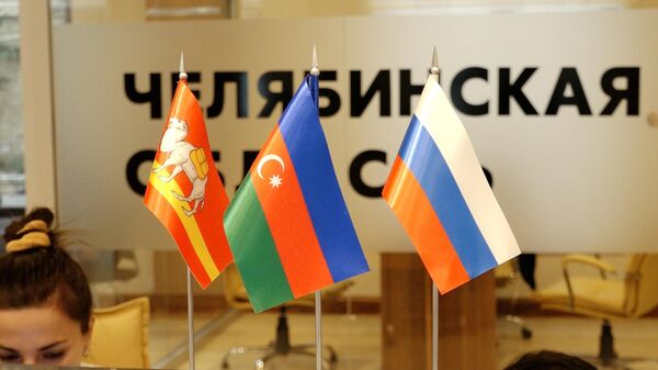 Что привезли в Баку компании из Челябинской области  - Sputnik Азербайджан