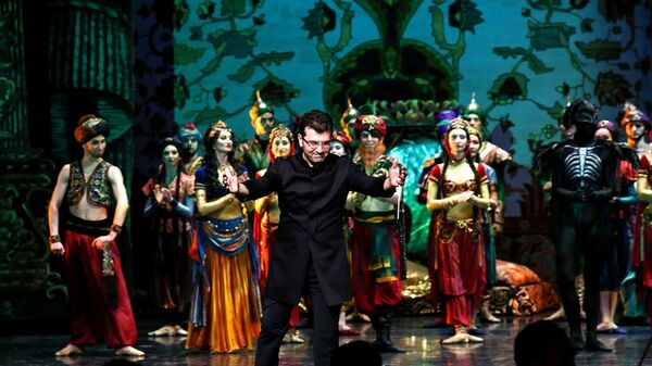 Показ балета азербайджанского композитора Фикрета Амирова «Тысяча и одна ночь» в театре «Аль Маясса» Катара в Дохе - Sputnik Азербайджан