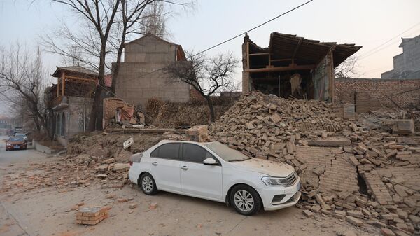 Землетрясения в провинциях Ганьсу и Цинхай на северо-западе Китая - Sputnik Азербайджан