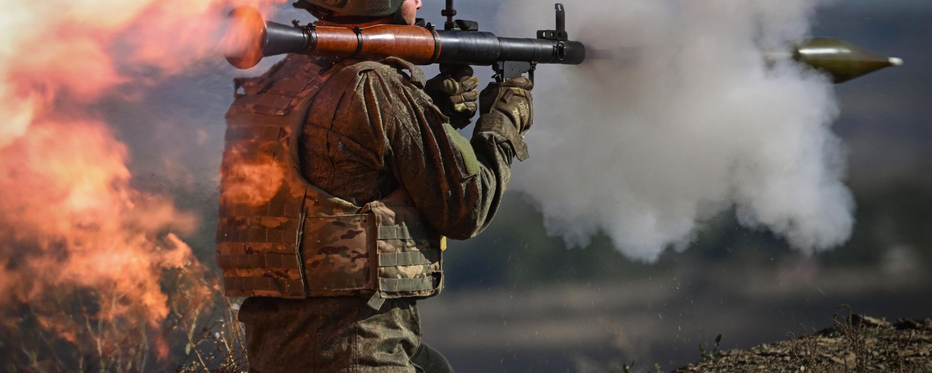  Боец разведывательно-десантно-штурмового батальона Волки - Sputnik Азербайджан, 1920, 16.08.2026