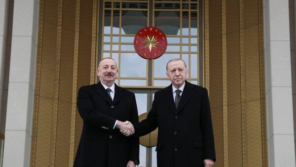 Prezident İlham Əliyevin Ankarada rəsmi qarşılanma mərasimi olub - Sputnik Azərbaycan