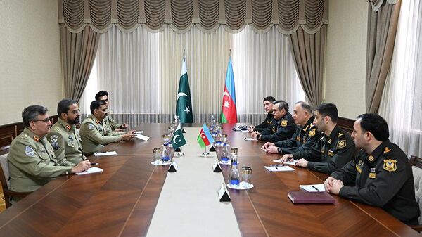 Азербайджан и Пакистан договорились углублять военное сотрудничество
