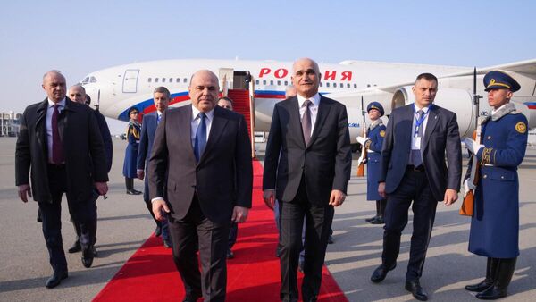 Михаил Мишустин прибыл в Баку - Sputnik Азербайджан