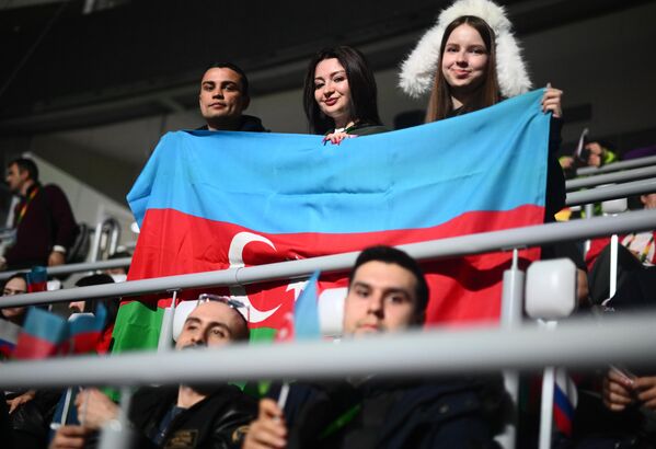 Участники из Азербайджана на церемонии открытия Всемирного фестиваля молодёжи 2024. - Sputnik Азербайджан