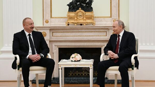 Состоялась встреча Президента Ильхама Алиева и Президента Владимира Путина один на один - Sputnik Azərbaycan