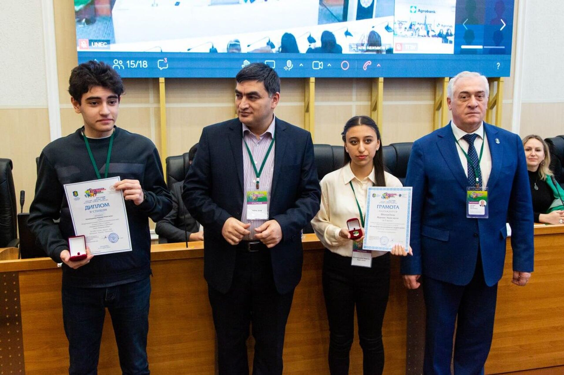 Азербайджанские студенты стали победителями конкурсов XIV Евразийского экономического форума молодежи - Sputnik Азербайджан, 1920, 26.04.2024
