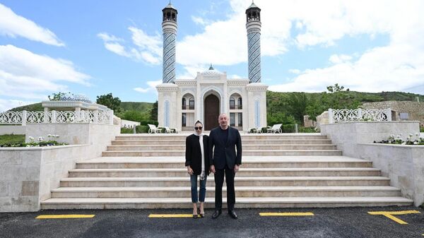 Президент и первая леди Азербайджана приняли участие в открытии ряда объектов в Зангилане