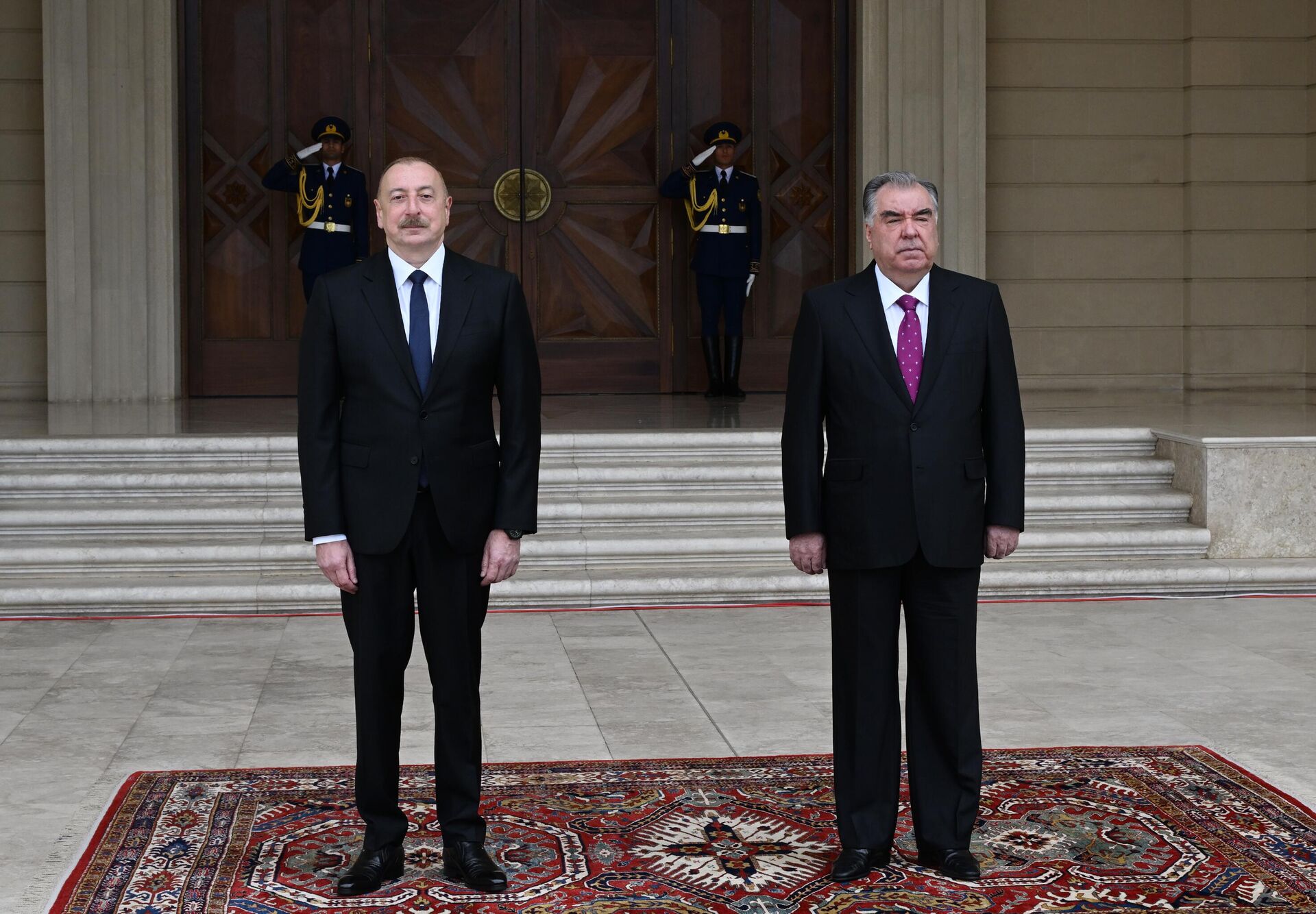 Состоялась церемония официальной встречи Президента Таджикистана Эмомали Рахмона
 - Sputnik Azərbaycan, 1920, 23.05.2024