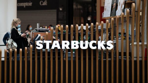 Starbucks yazısı - Sputnik Azərbaycan