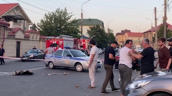 В Дагестане совершены вооруженные нападения на храмы и синагогу - Sputnik Азербайджан